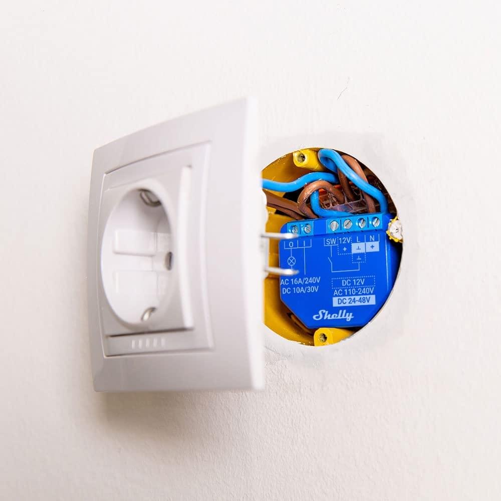 Shelly Plus 1 UL WiFi Smart Relay with Dry Contact Input - evergreenly